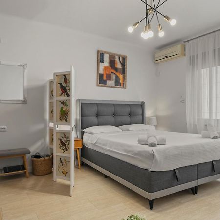 Upscale Studio, Walking Distance From The Old Town บูคาเรสต์ ภายนอก รูปภาพ